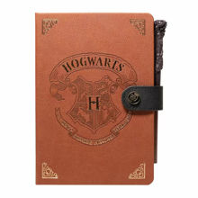 Εικόνα της Premium Τετράδιο Δερματίνη με Μαγικό Ραβδί/Στυλό Α5 HARRY POTTER Hogwarts