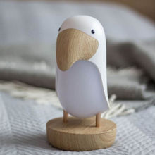 Εικόνα της Rabbit & Friends Φωτιστικό νυκτός- Ηχείο Bluetooth 'Λευκό πουλί'
